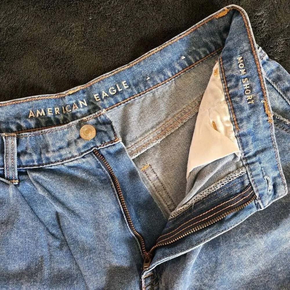 American Eagle Mom Short - Sz. 10
